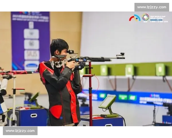 盛李豪慕尼黑射击世界杯逆转摘 1 银 1 铜 资格赛破纪录彰显实力 盛李豪慕尼黑射击世界杯逆转摘 1 银 1 铜 资格赛破纪录彰显实力