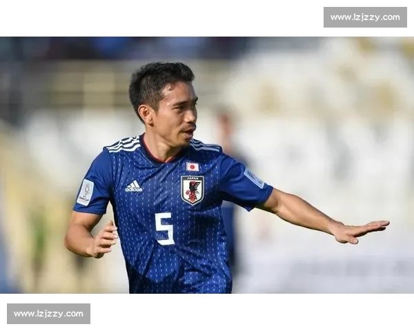 十年相拥：阿吉雷与长友佑都的足球羁绊